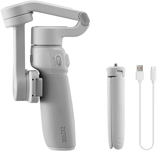 Een witte ZHIYUN gimbal, een klein statief en twee witte USB-kabels op een witte achtergrond.