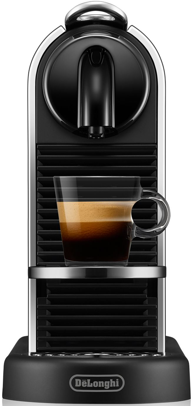 Eine schwarze Espressomaschine mit einem klaren Glasbecher, der mit geschichtetem Kaffee gefüllt ist. Das Delonghi-Logo ist sichtbar.