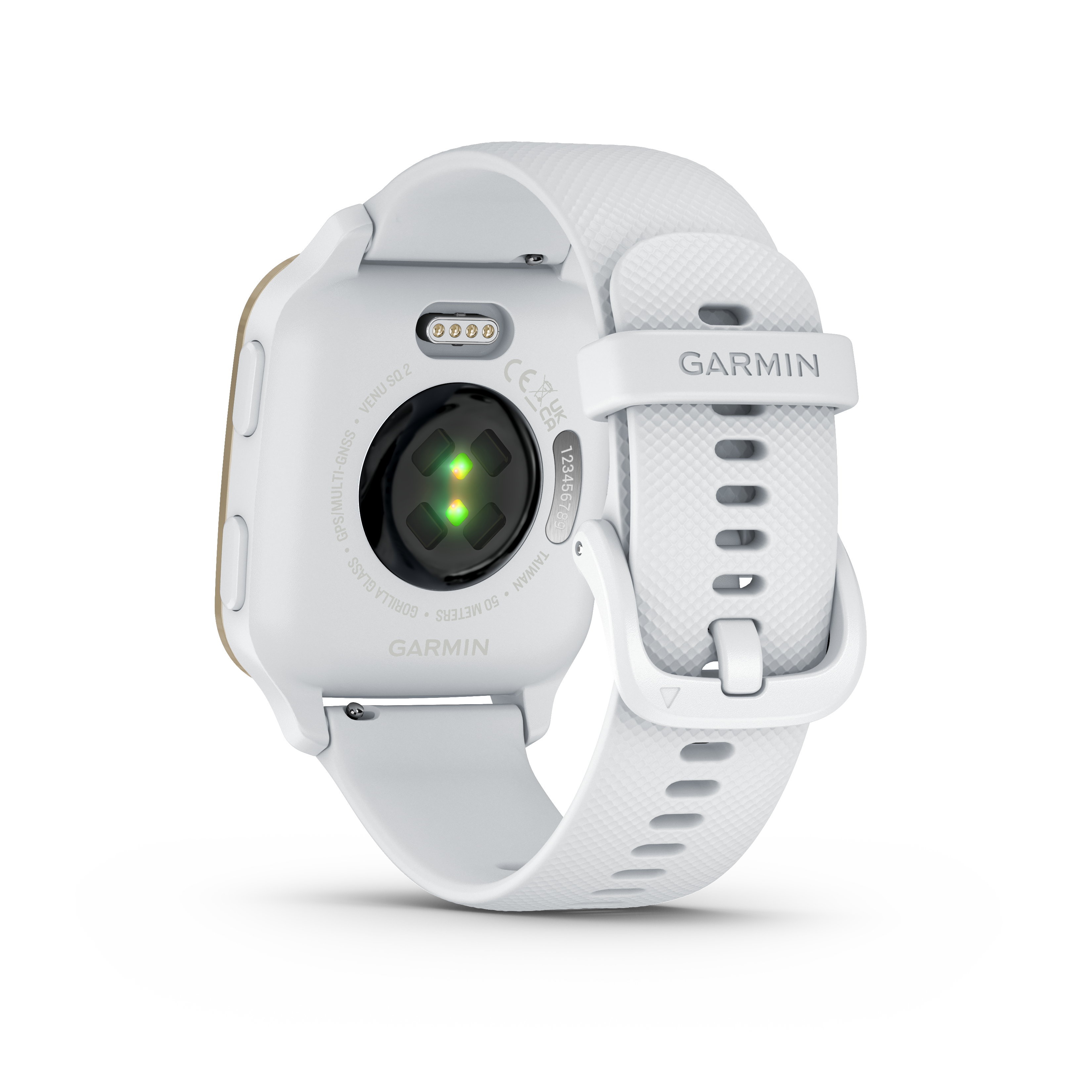 Eine weiße Garmin Smartwatch mit beiger Lünette. Die Rückseite zeigt Sensoren und Garmin-Logo.