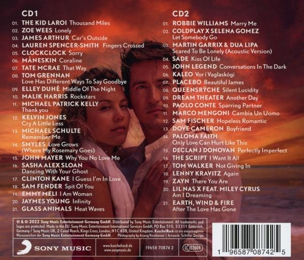 Das Cover einer CD mit einem Paar darauf. Die Titelliste ist ebenfalls enthalten.