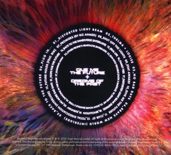 Kreisförmige CD mit Titelliste und Text, mit einem rot-orangen Hintergrund.