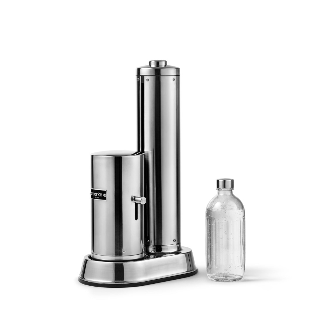 Ein Soda-Maker aus Edelstahl mit einer Glasflasche.