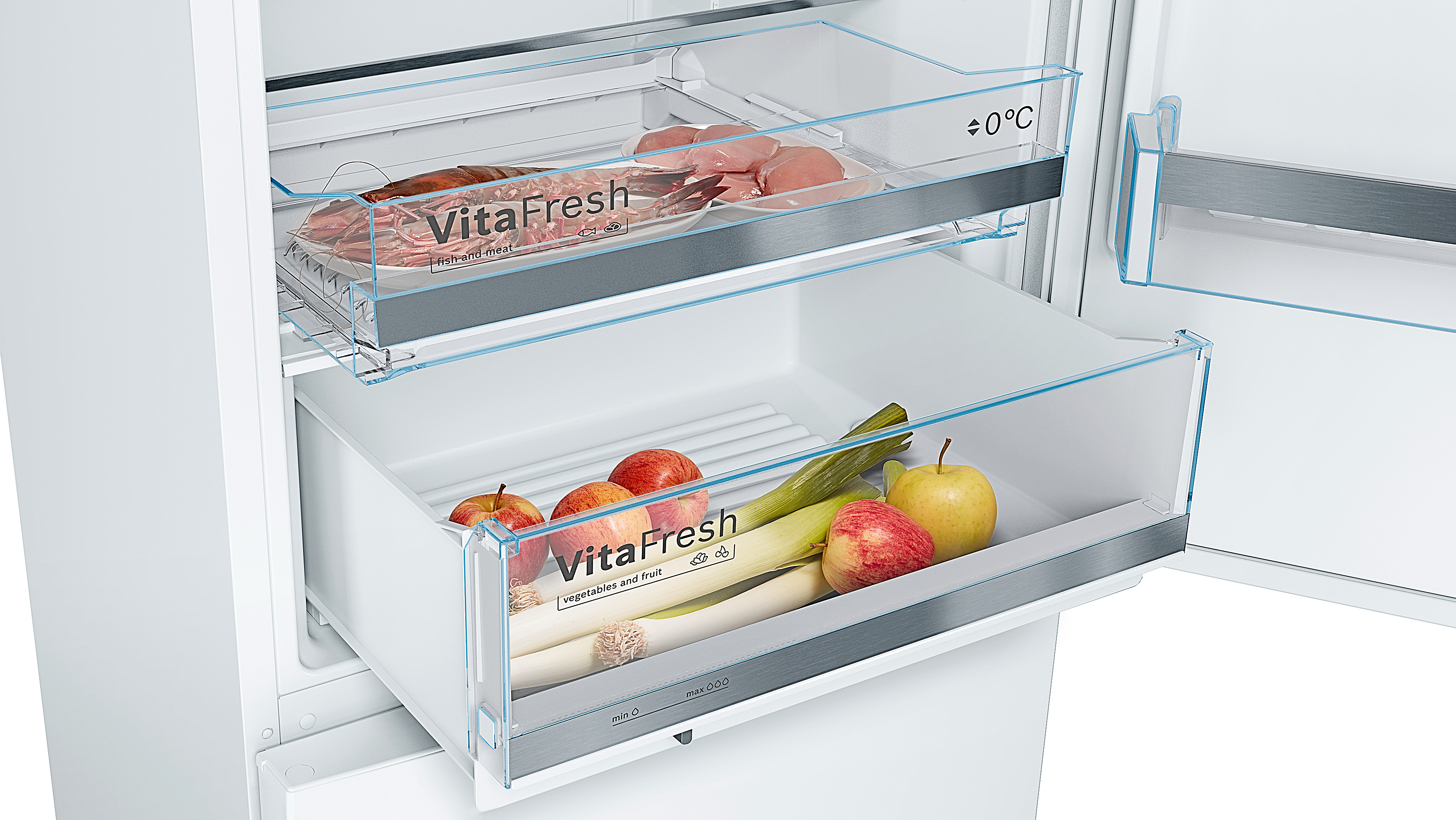 Kühlschrankinnenraum mit Frischhalteschubladen: Fleisch, Produkte. Klare Schubladen mit weißem Innenraum.