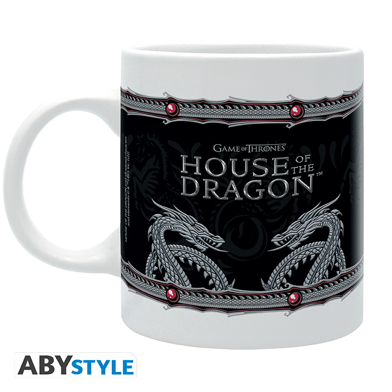 Weiße Tasse mit 'Game of Thrones: House of the Dragon' Design. Zwei Drachen auf schwarzem Hintergrund.