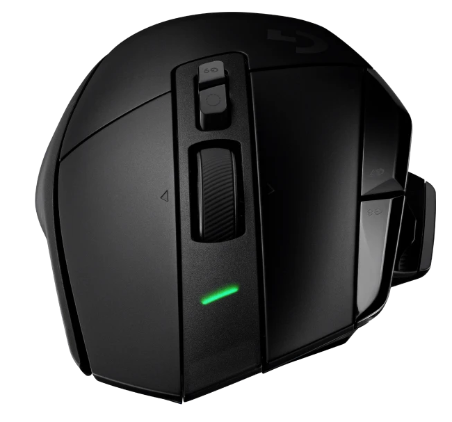 Fekete Logitech gamer egér több gombbal és görgetőkerékkel.