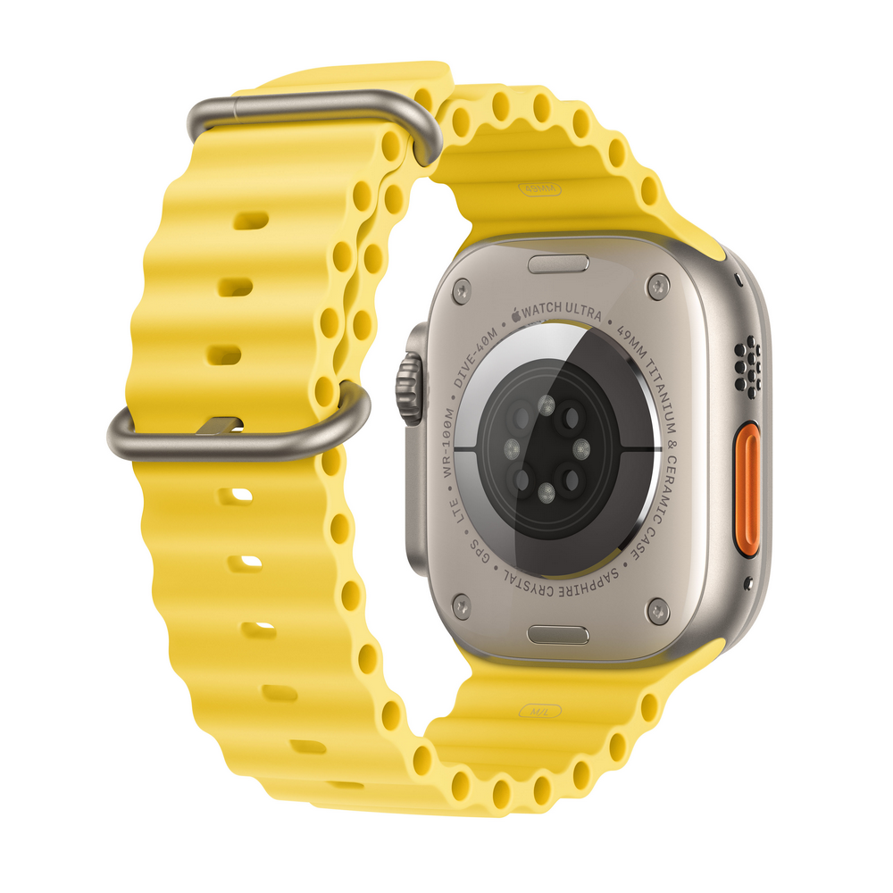 Apple Watch Ultra. Correa amarilla con carcasa de acero inoxidable.