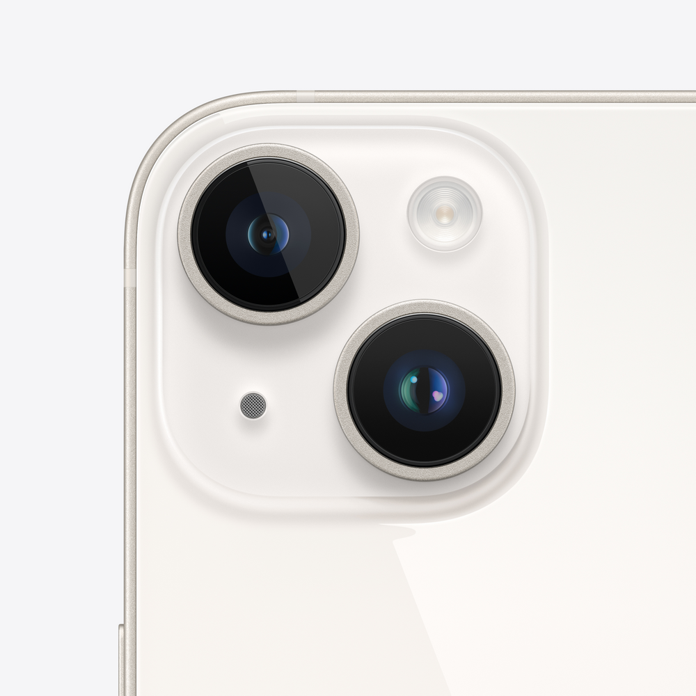 Primer plano de las lentes de la cámara y el flash de un teléfono.