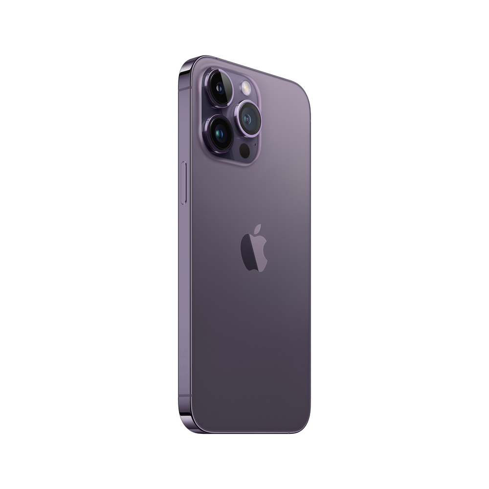 iPhone morado con cámara triple sobre fondo blanco. Logotipo de Apple visible.