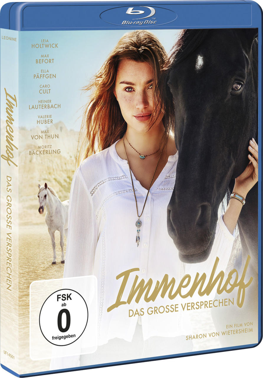 Blu-ray-Filmcover: Frau mit Pferd, Titel 'Immenhof'. Hintergrund ist eine Wiese mit weißem Pferd.