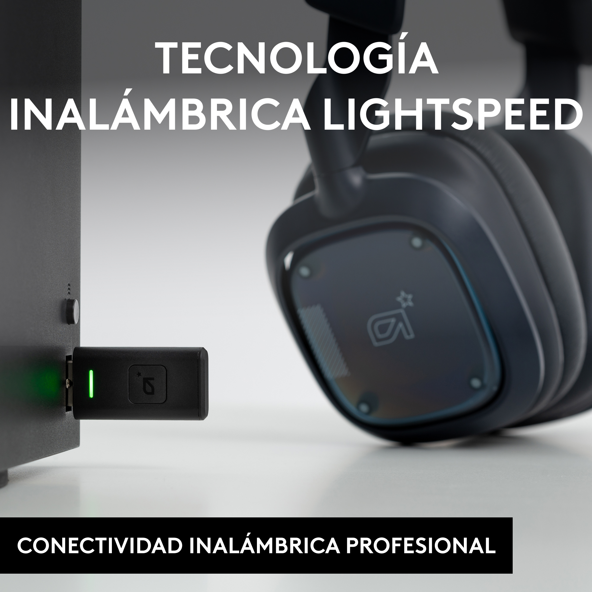 Transmisor inalámbrico negro conectado a un dispositivo. Texto: Conectividad profesional inalámbrica.