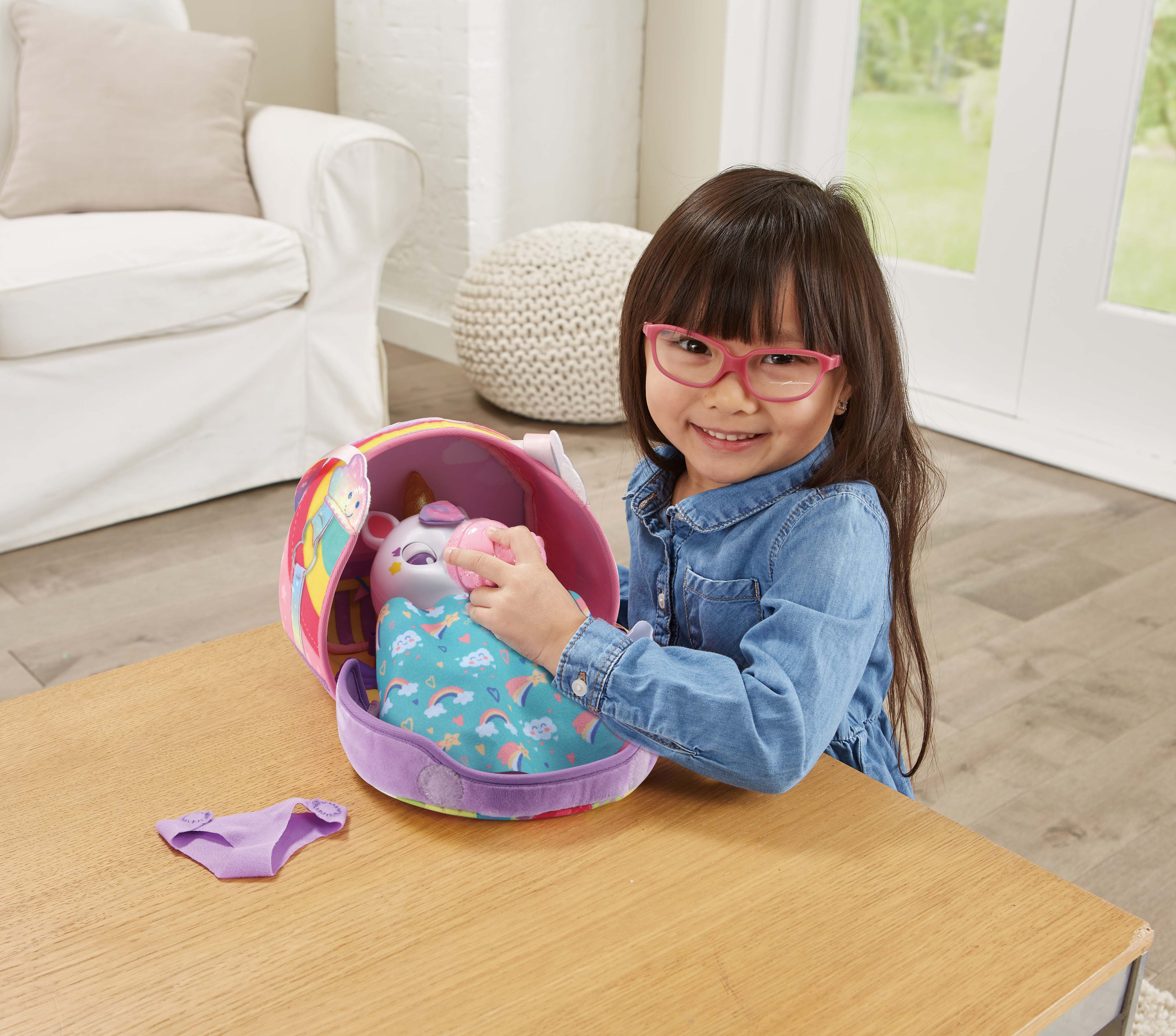 VTECH - Little Emily Handtasche Funktionspuppe, mit Love Mehrfarbig Einhorn