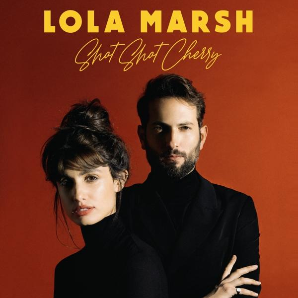 Lola Marsh Albumcover, ein Mann und eine Frau sind in einer Aufnahme zu sehen.