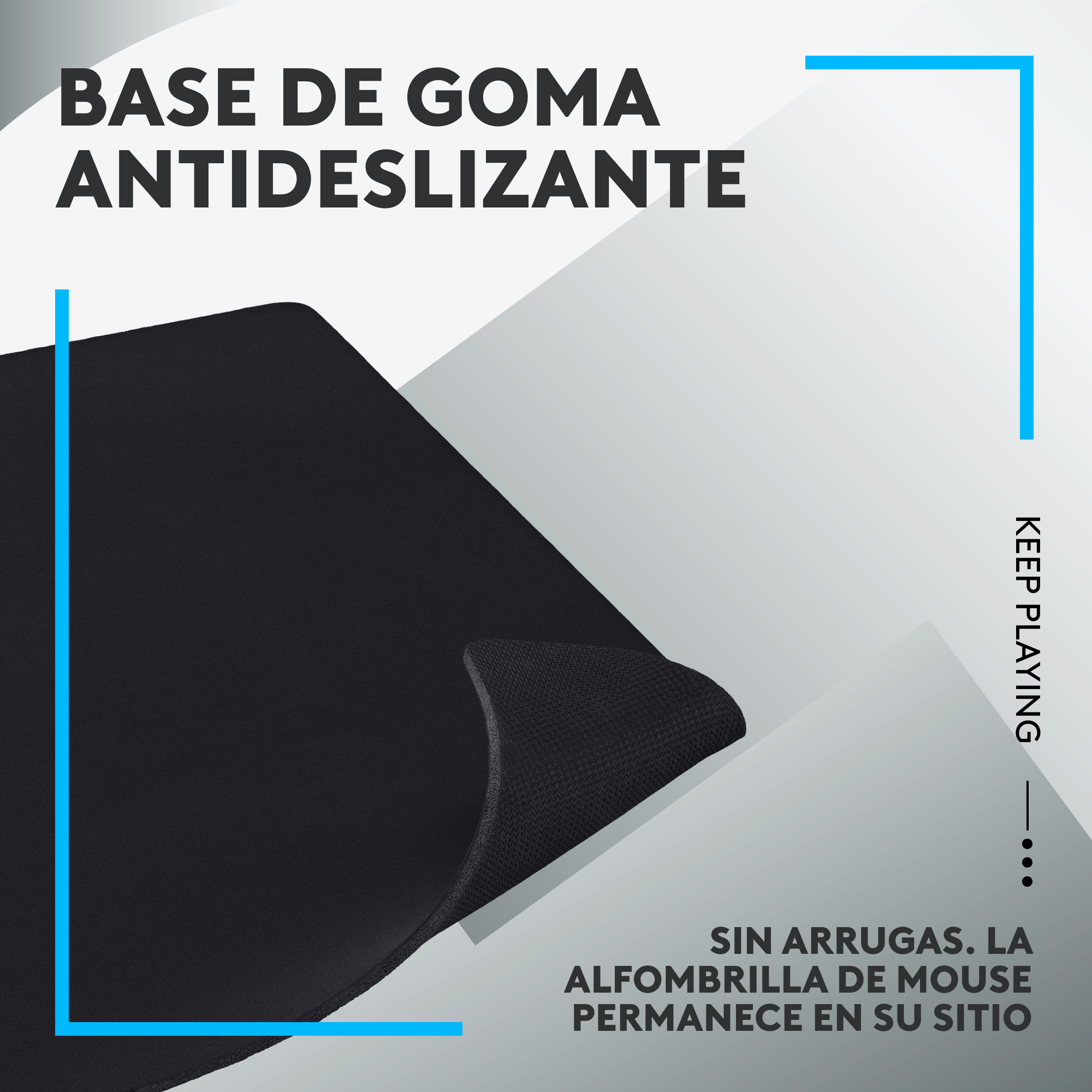 Una alfombrilla de ratón negra con base de goma antideslizante. La textura de la almohadilla y la goma son visibles.