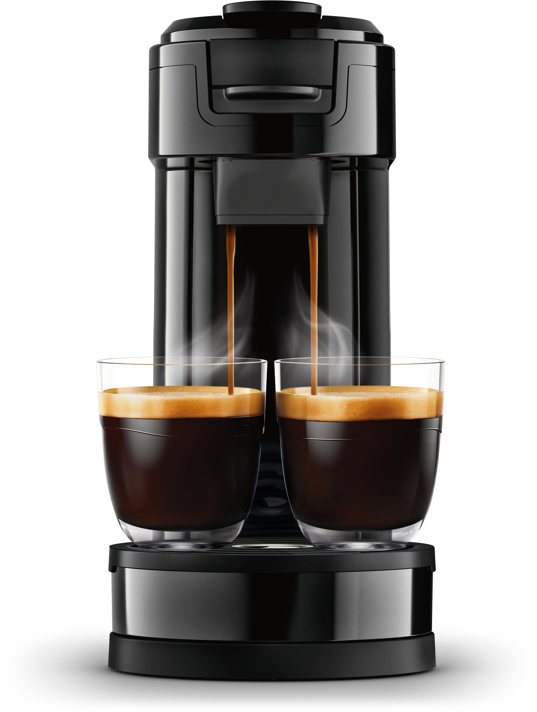 Een zwart koffiezetapparaat dat twee kopjes koffie in glazen zet.
