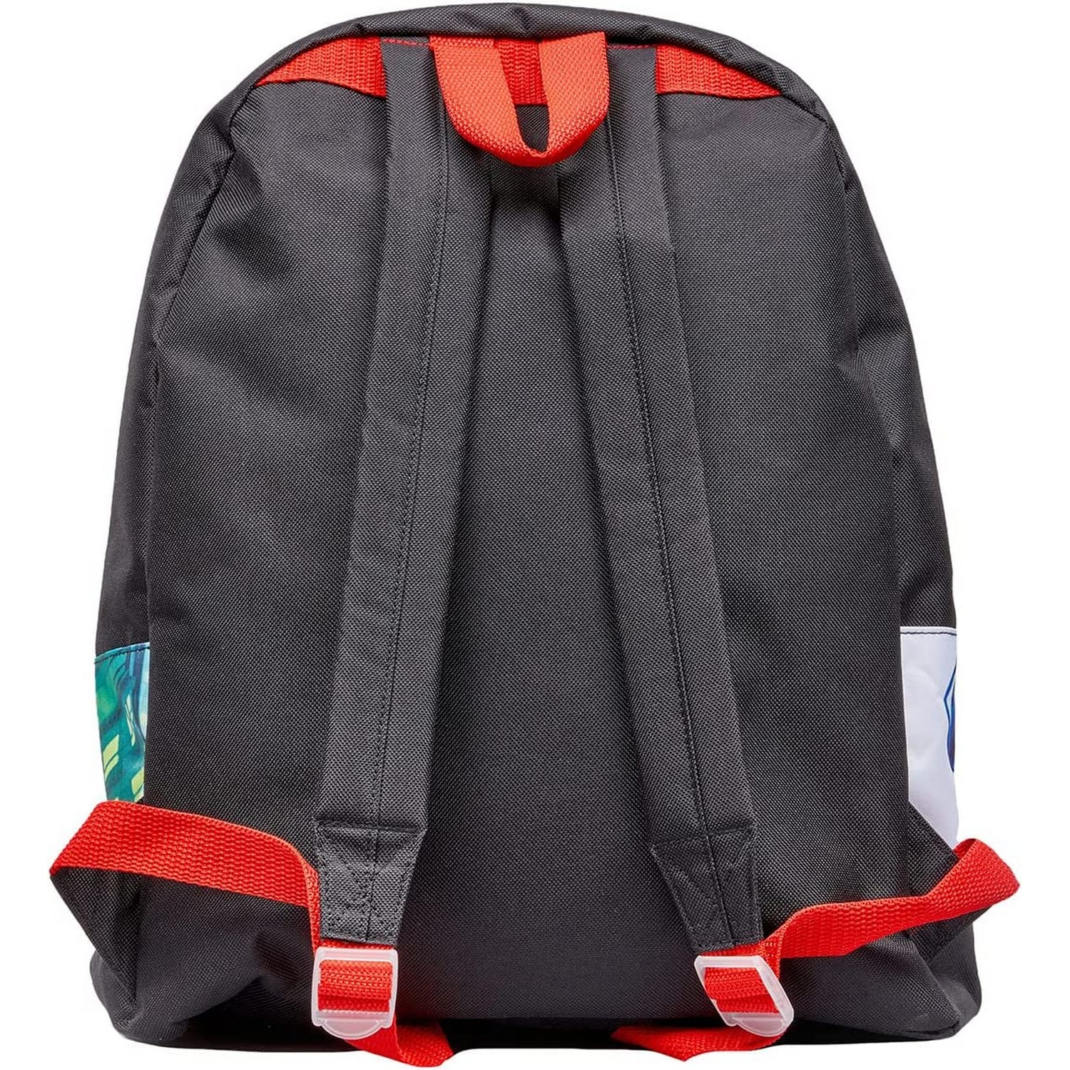 Una mochila negra con correas rojas. Hay parches coloridos en los lados.