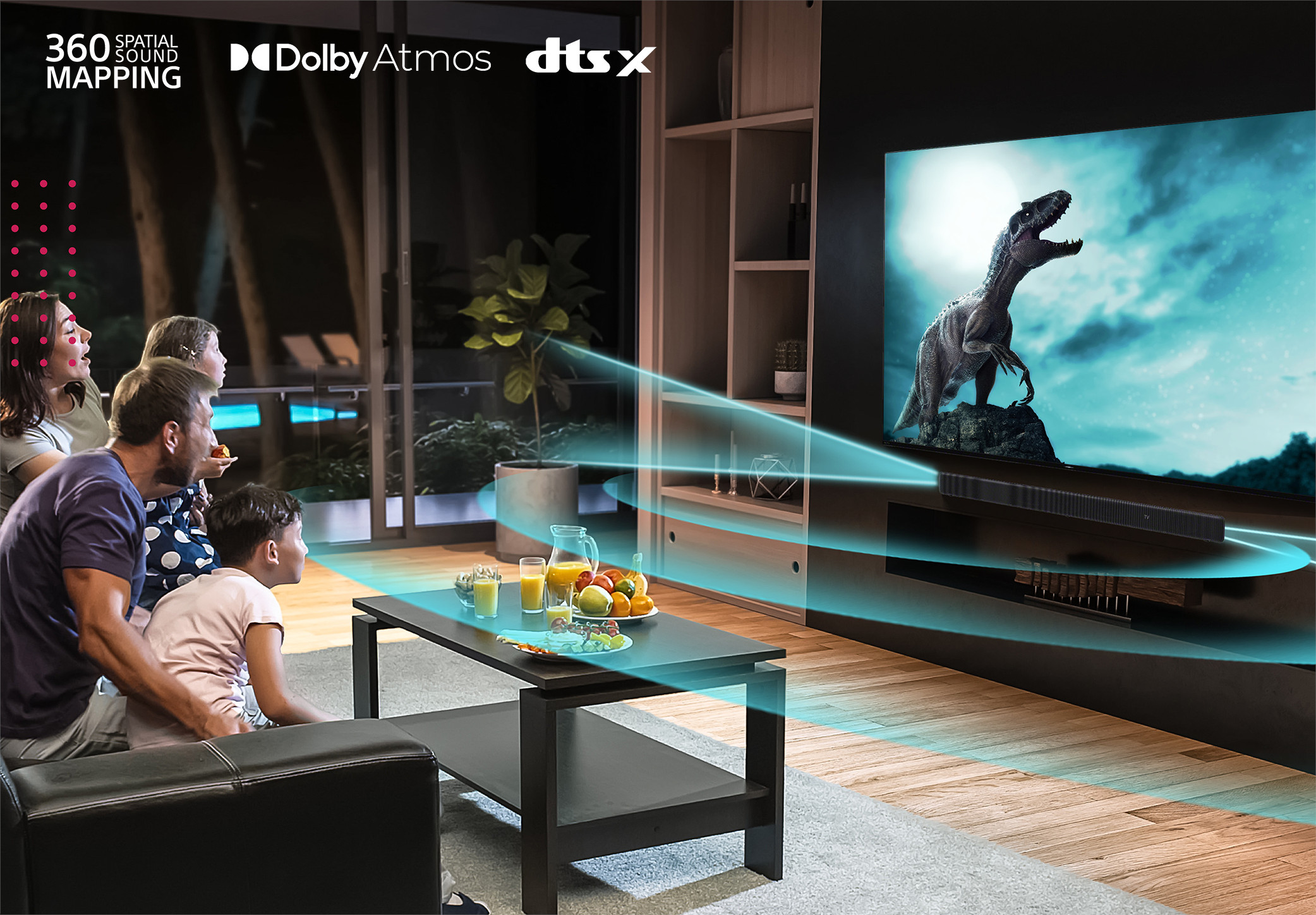 Een gezin kijkt tv met een dinosaurusscène en een geluidsgolfeffect.