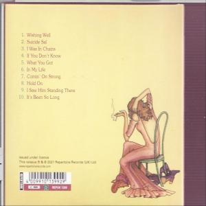 Rückseite einer CD-Hülle mit Songtiteln und einer Frau mit Zigarette.