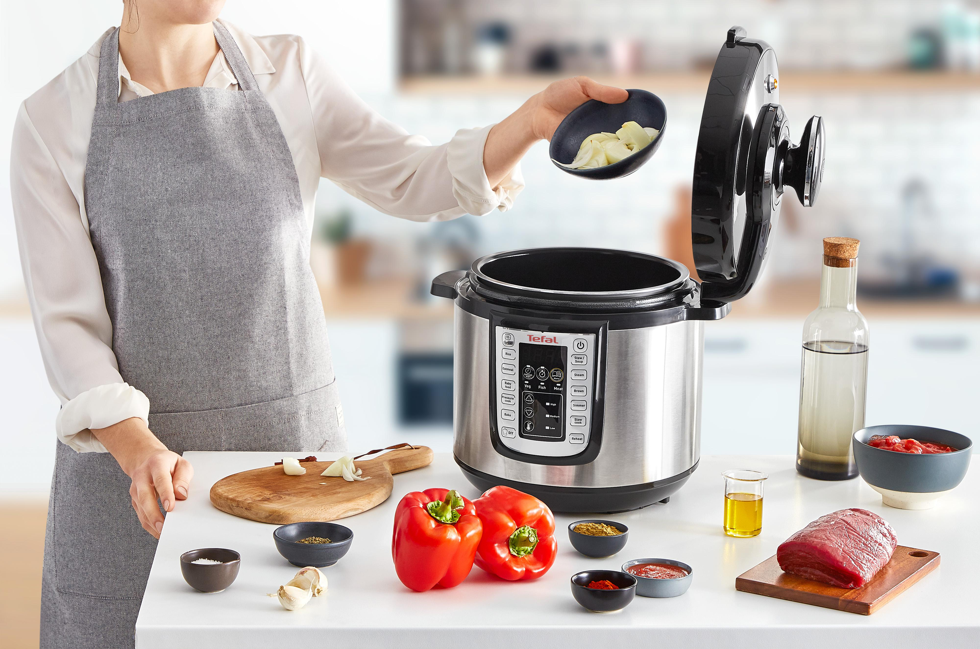 TEFAL CY505E Fast & Delicious  Multikocher Schwarz/Silber (1200 Watt)