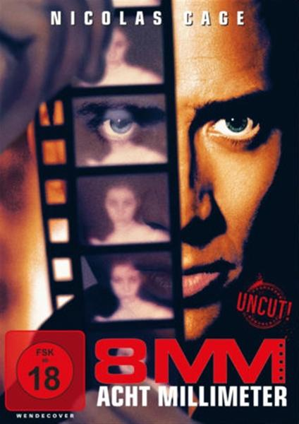 DVD-Cover für den Film '8MM' mit Nicolas Cage, der Filmstreifen hält. Enthält eine Altersfreigabe.