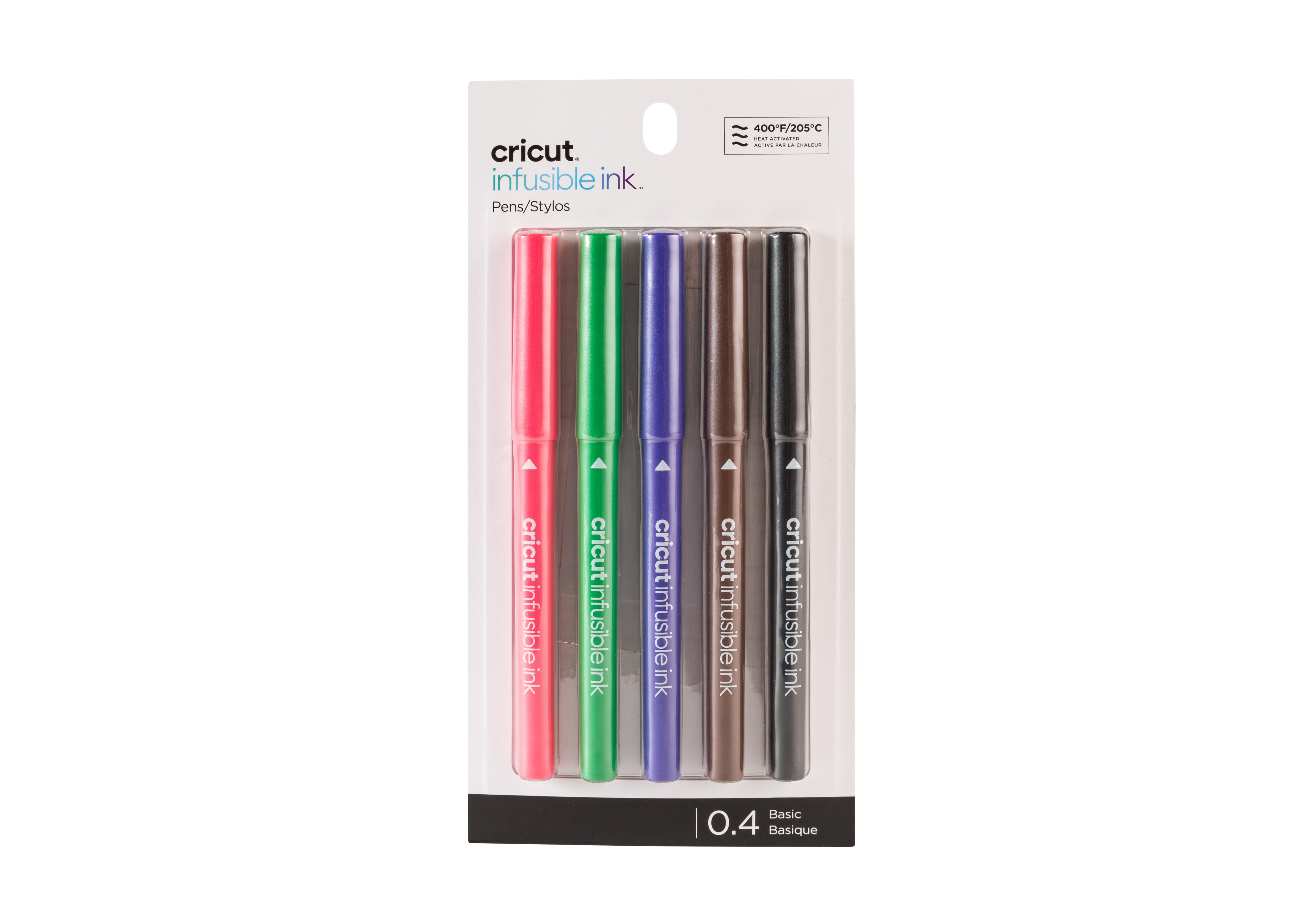 Cricut Infusible Ink Stifte in einer Verpackung. Die Verpackung zeigt die Stifte und ihre Farben.