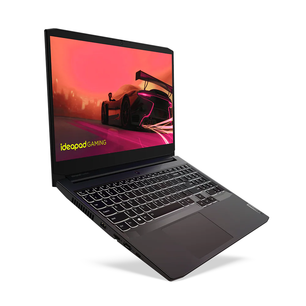 Laptop con un coche de carreras en pantalla. El portátil es negro y abierto.