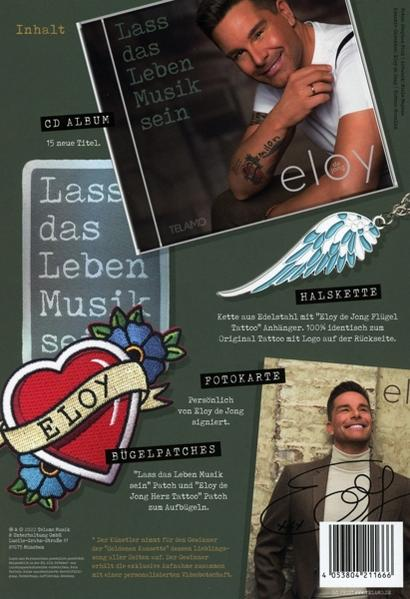 Merchandise-Paket mit CD, Patches, Postkarte und Foto eines Mannes.
