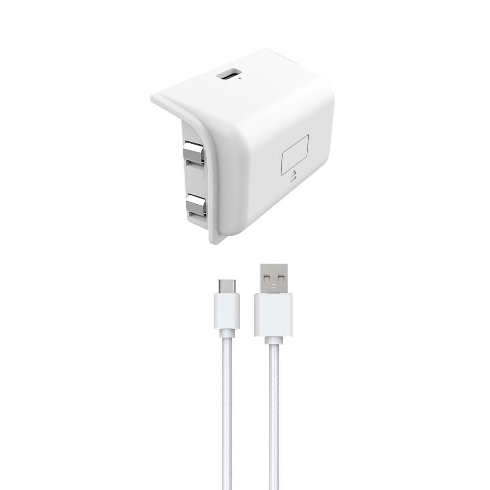 Een witte oplaadpoort met een USB-C-kabel en een USB-kabel op een witte achtergrond.