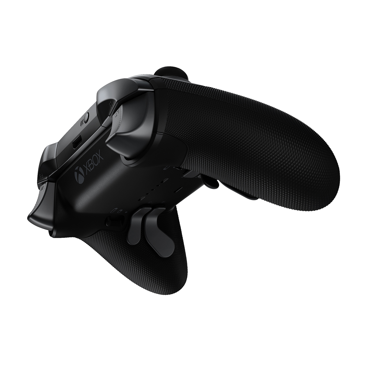Un controller Xbox nero, angolato, che mostra i pulsanti e il logo Xbox.