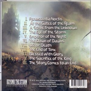 Album-Rückseite mit Trackliste und Logo vor einer nebligen Landschaft.