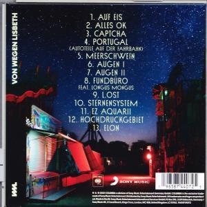 Rückseite einer CD mit Titelliste und einem Bild eines Jahrmarkts bei Nacht.