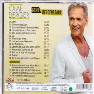 Die Rückseite eines Albumcovers mit Titelliste und Künstlerbild. Ein Mann im weißen Anzug lächelt.