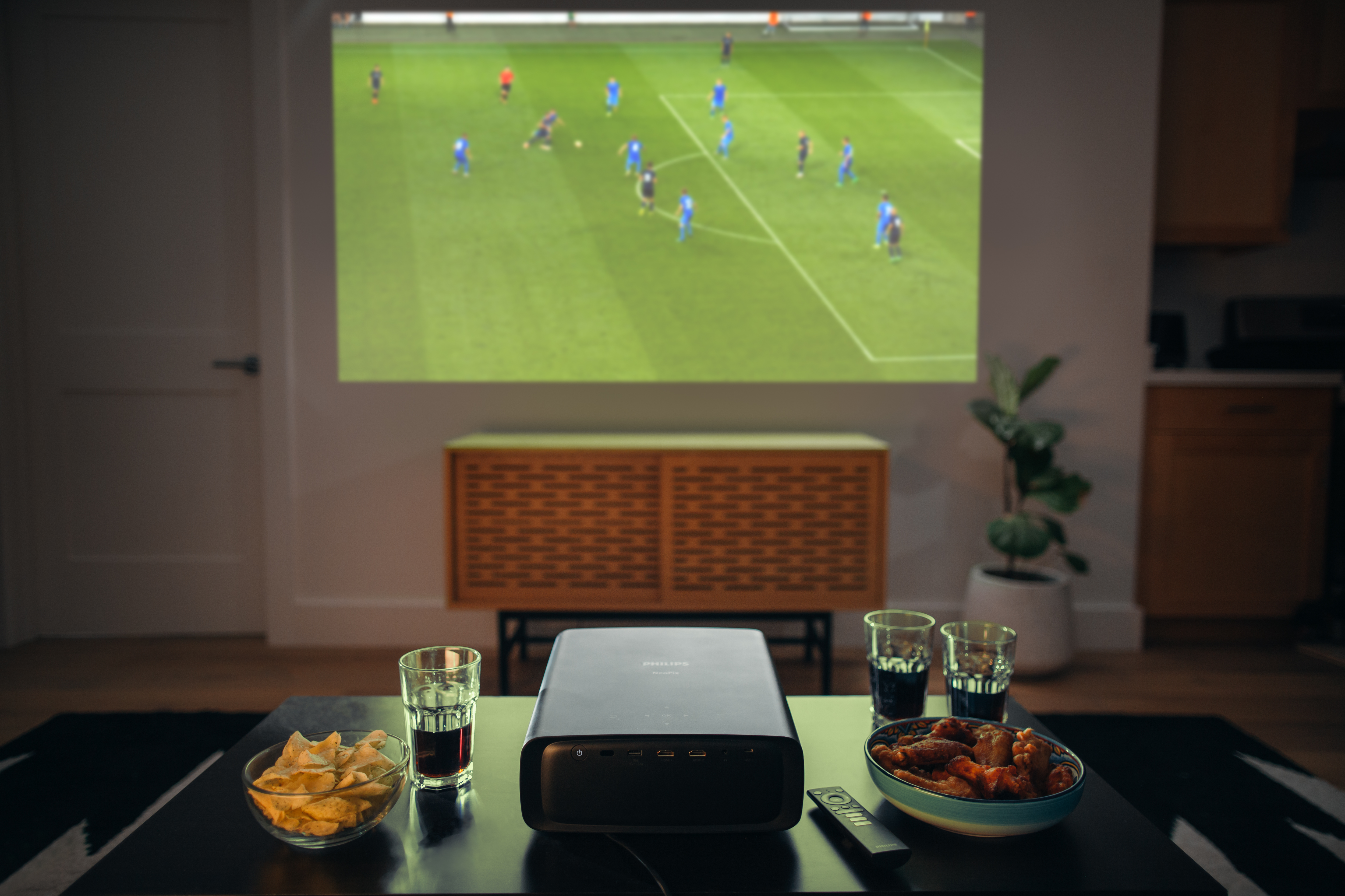 PHILIPS NeoPix 720 Beamer mit Android TV Beamer(Full-HD, 700 Lumen, WLAN)