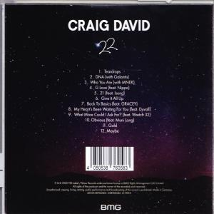 Dos d'un CD de Craig David, avec liste des titres et code-barres. Fond de ciel étoilé.