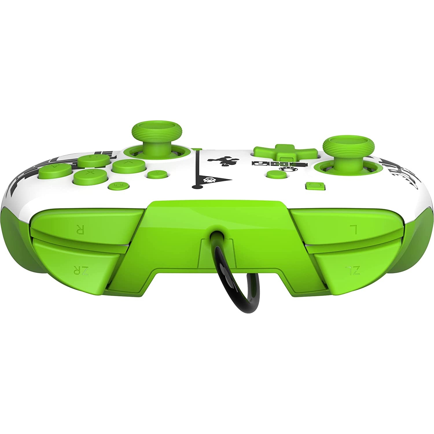 Controlador de juego verde y blanco con botones, joysticks y un cable.