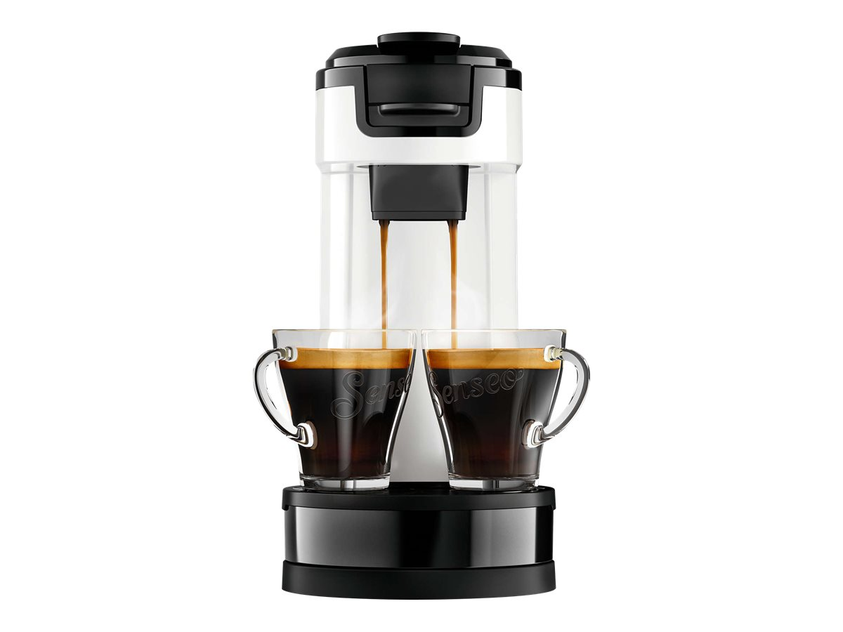 Kaffeemaschine, die Kaffee in zwei Gläser ausschenkt, weißer Hintergrund.
