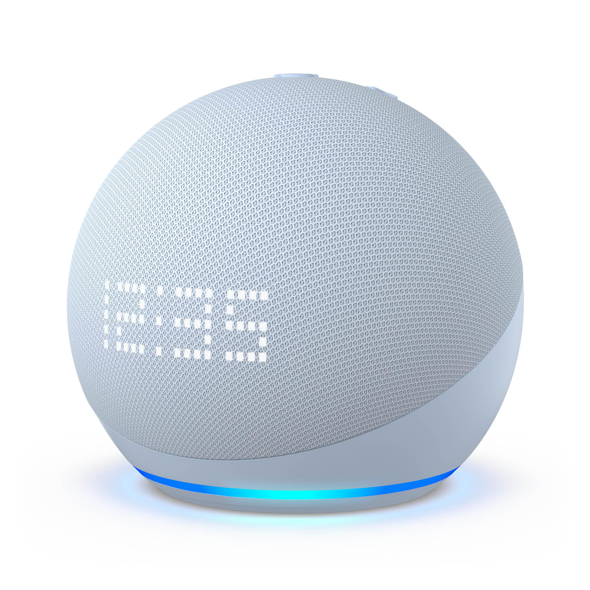 Ein weißer Smart-Lautsprecher mit digitaler Zeitanzeige und blauem Licht am Sockel.