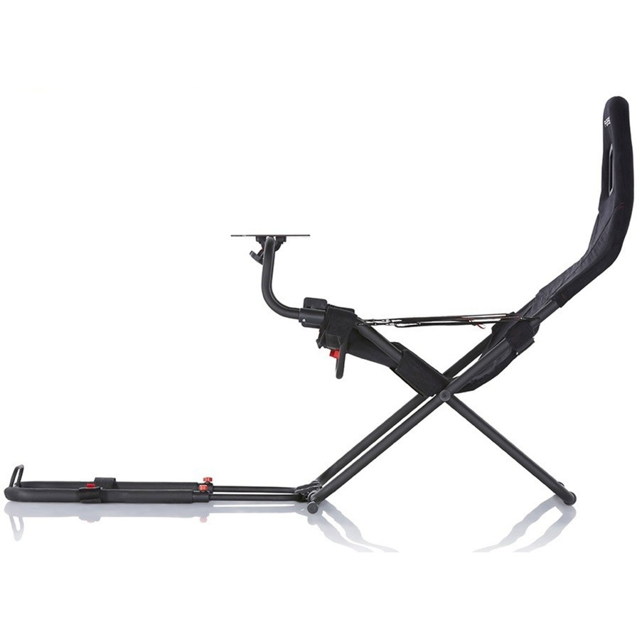 Se muestra una silla de carreras negra. La silla está soportada por un marco de metal.