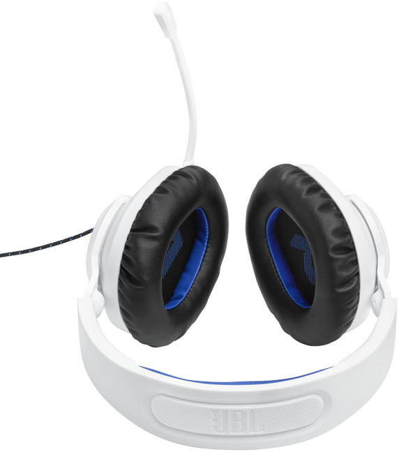 Witte en blauwe JBL gaming headset met een microfoon. De oorschelpen zijn zwart met blauwe accenten.