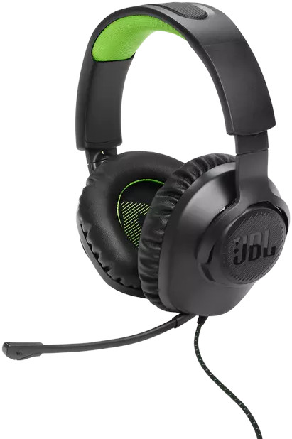 Casque de jeu JBL noir avec des touches de vert. Comprend un microphone et est sur fond blanc.