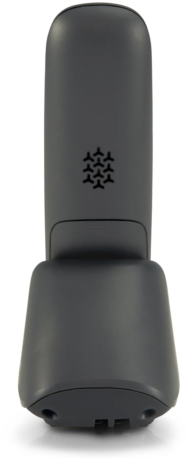Réfrigérateur noir avec distributeur d'eau, portes fermées et design élégant.