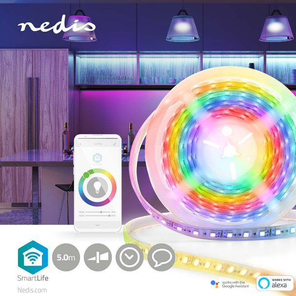 Ein beleuchteter, intelligenter LED-Streifen mit Smartphone-App-Oberfläche.