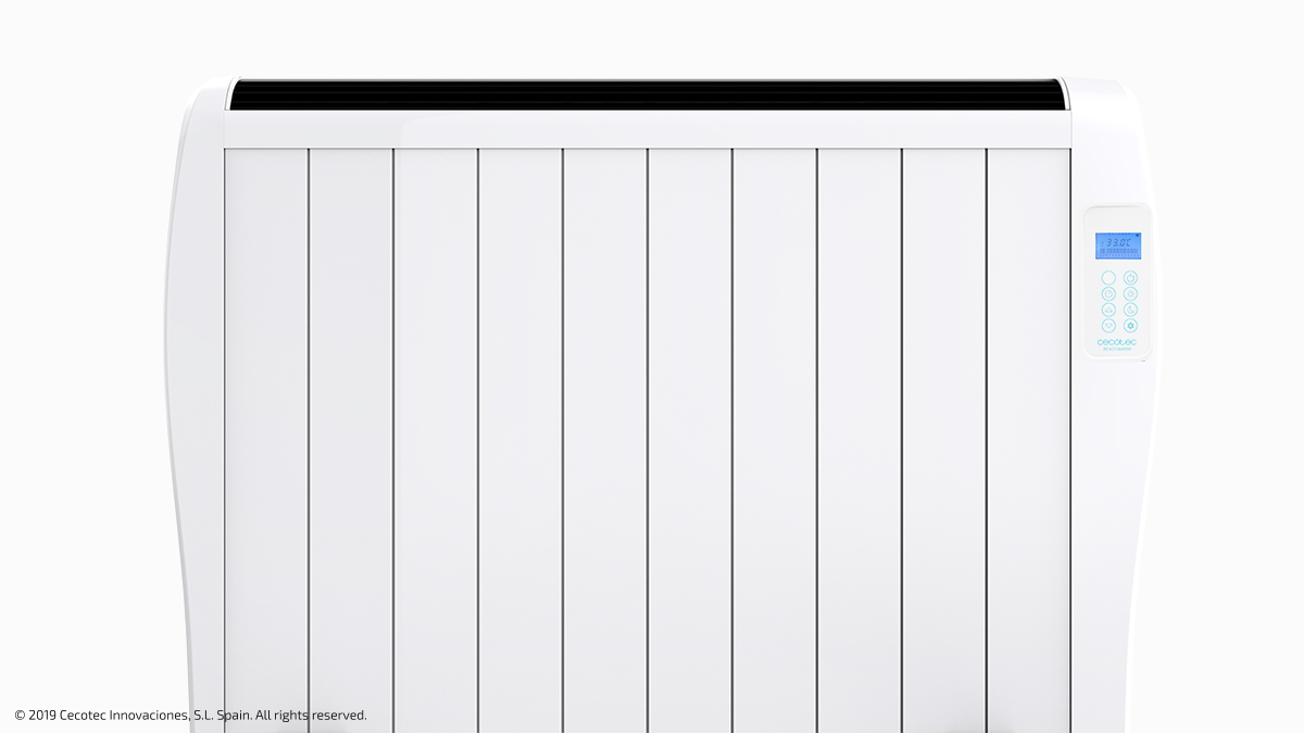 Radiador eléctrico blanco con barras verticales, pantalla digital a la derecha, sobre fondo blanco.
