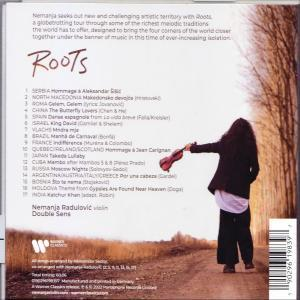 Ein Musikalbum-Cover mit Text und einer Frau.