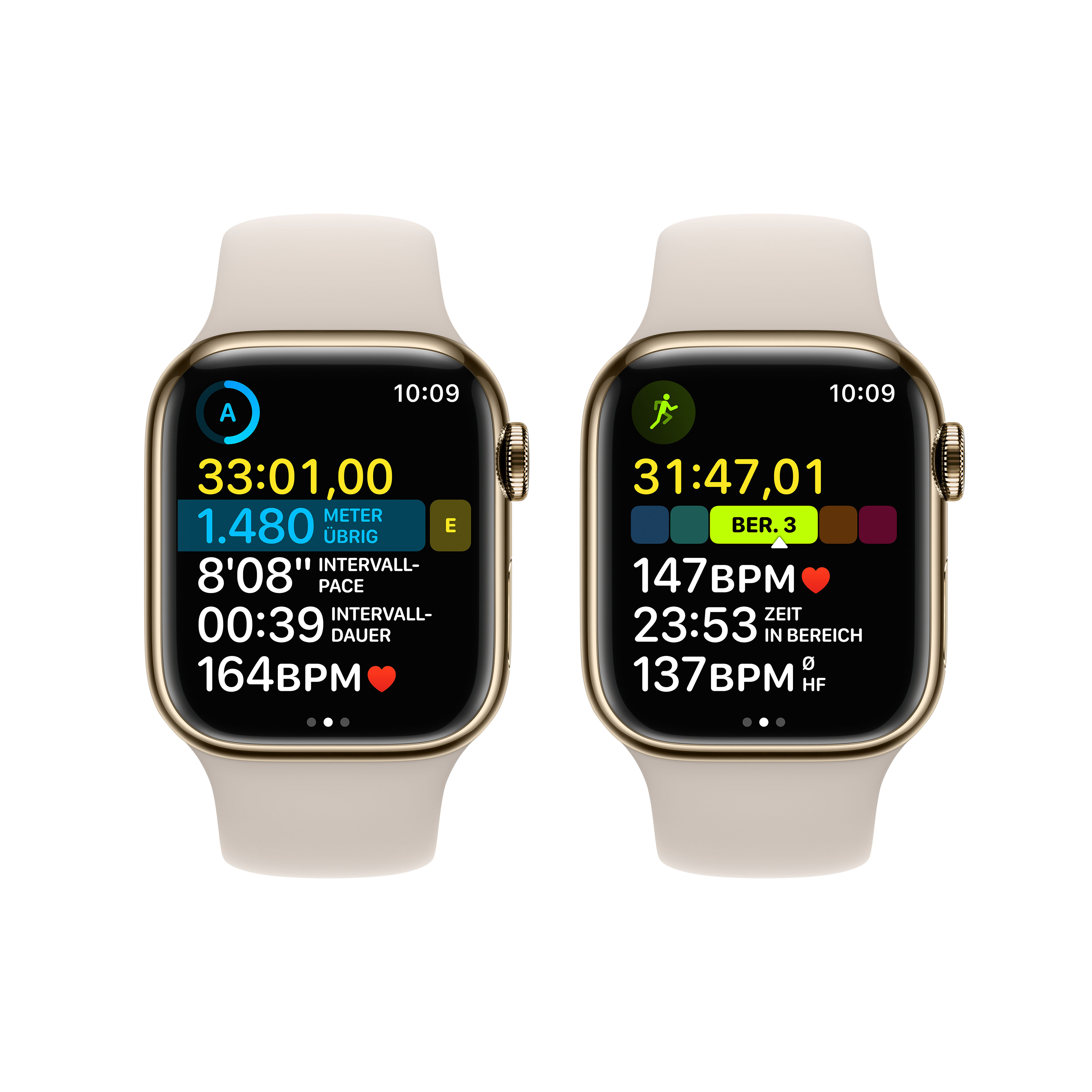 Zwei Smartwatches, die Trainingsdaten anzeigen. Die Uhren haben goldene Gehäuse und befinden sich auf weißem Hintergrund.