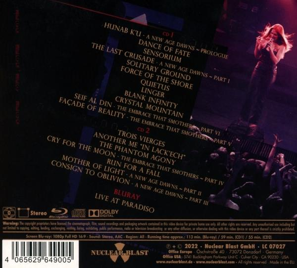 La quatrième de couverture d'un boîtier de CD, avec du texte avec une liste de chansons et une photo d'un chanteur.