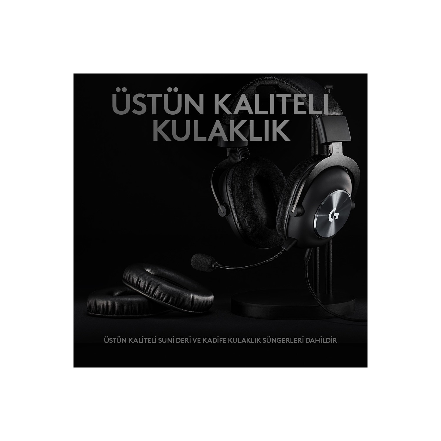 Mikrofonlu siyah kulaklık, stand üzerinde. Türkçe metin: 'Üstün Kaliteli Kulaklık'.