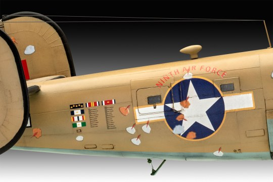 03831 REVELL Modellbausatz, Mehrfarbig B-24D Liberator