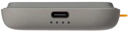 Appareil gris avec port USB-C, trois points et une sangle orange.