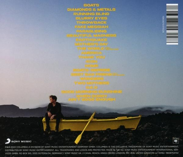 Rückseite eines Albums mit Person in gelbem Boot, Trackliste, Sony Music Logo.
