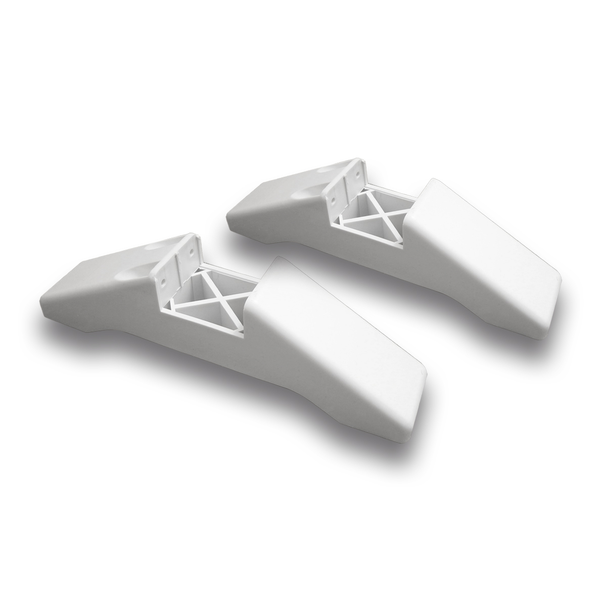 Dos objetos plásticos blancos, probablemente para soporte de muebles, angulados.